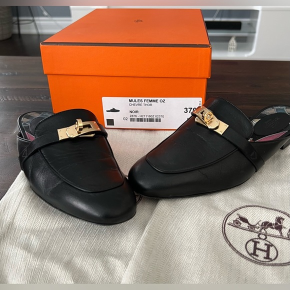 Authentic Hermes OZ Mules in Size 37 Black with Gold Hardware - Picture 3 of 16